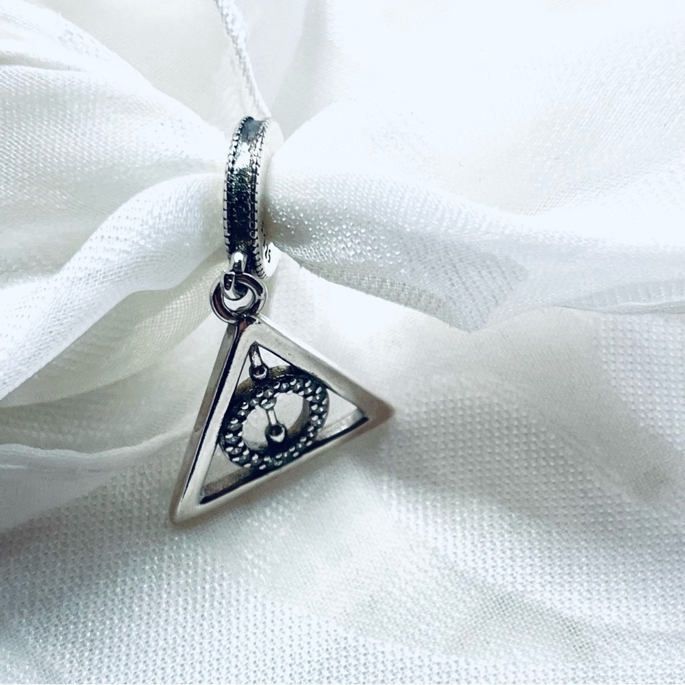 ⚡ NWOT Deathly Hallows Charm – Harry Potter ✨ - Picture 2 of 9